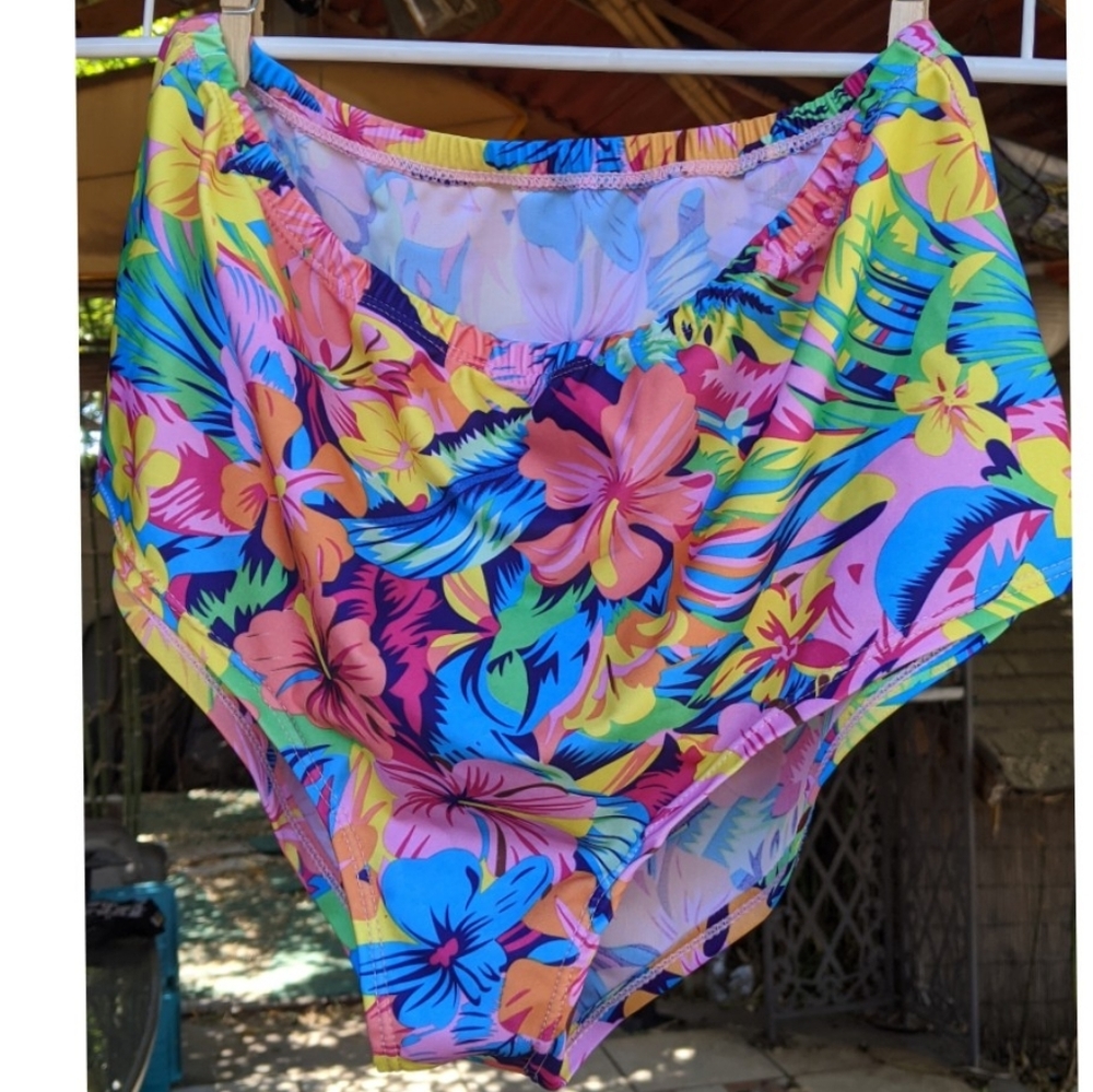 High-waist swim bottoms, size XL, Hawaiian print